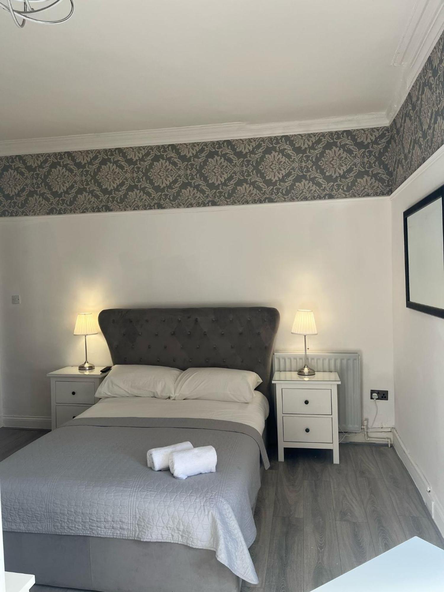Bemersyde Guest House — Photos 1